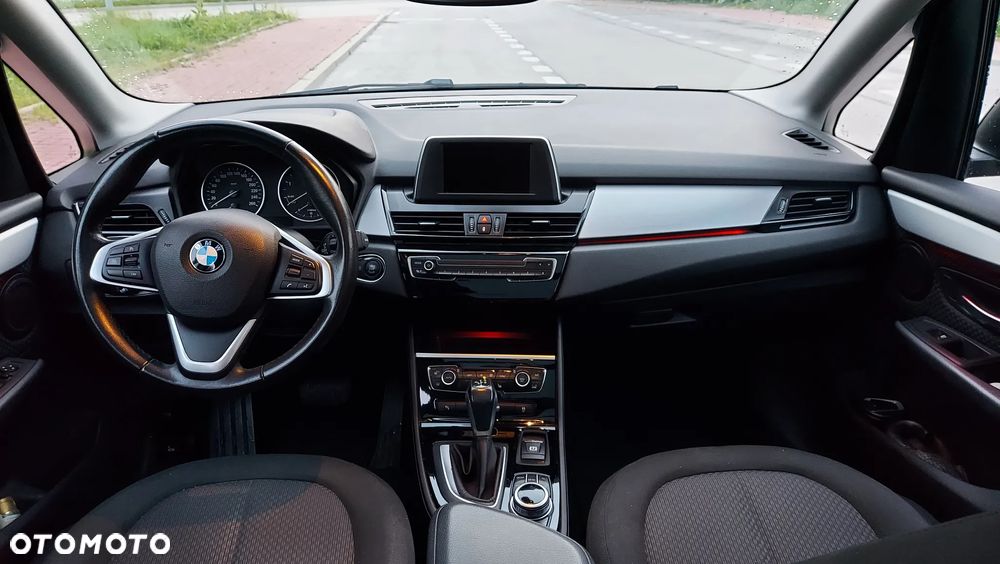 BMW Seria 2 218d Sport-Aut Advantage - 13