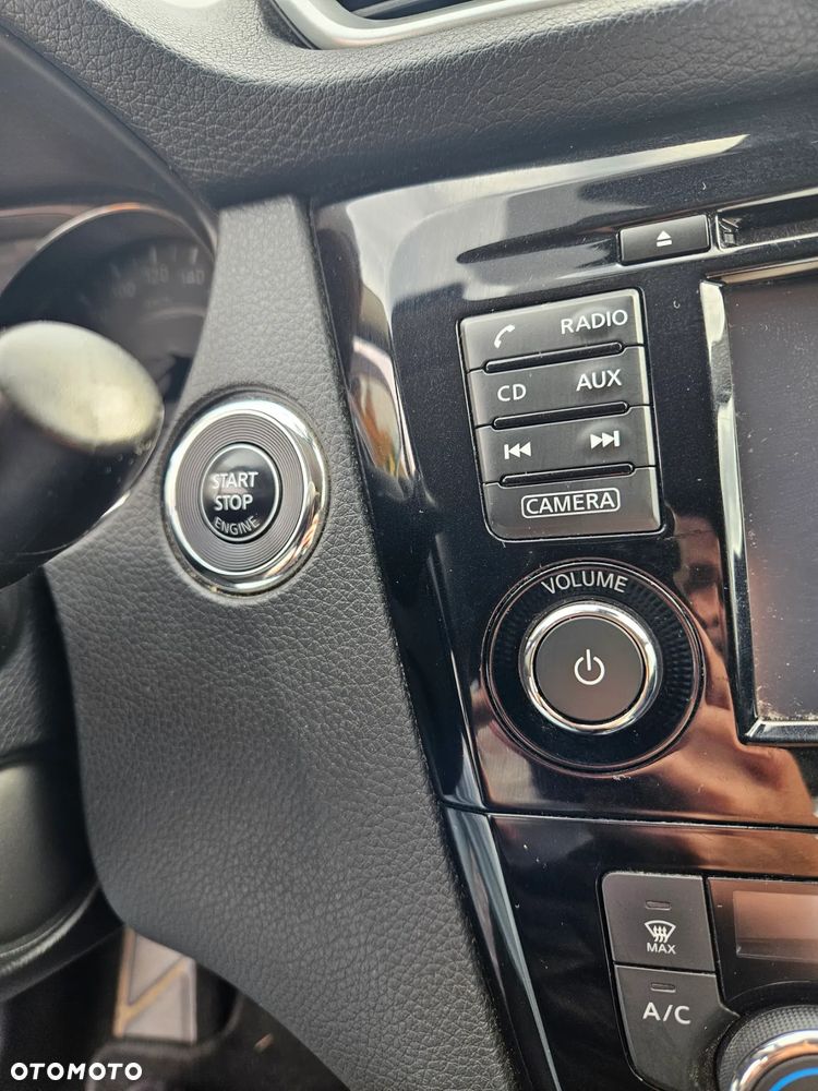 Nissan Qashqai 1.6 DIG-T TEKNA+ - 16