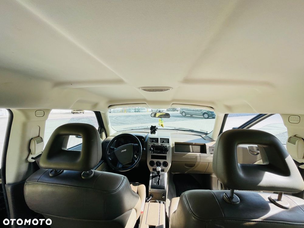 Jeep Patriot 2.4 Limited CVT2 - 11