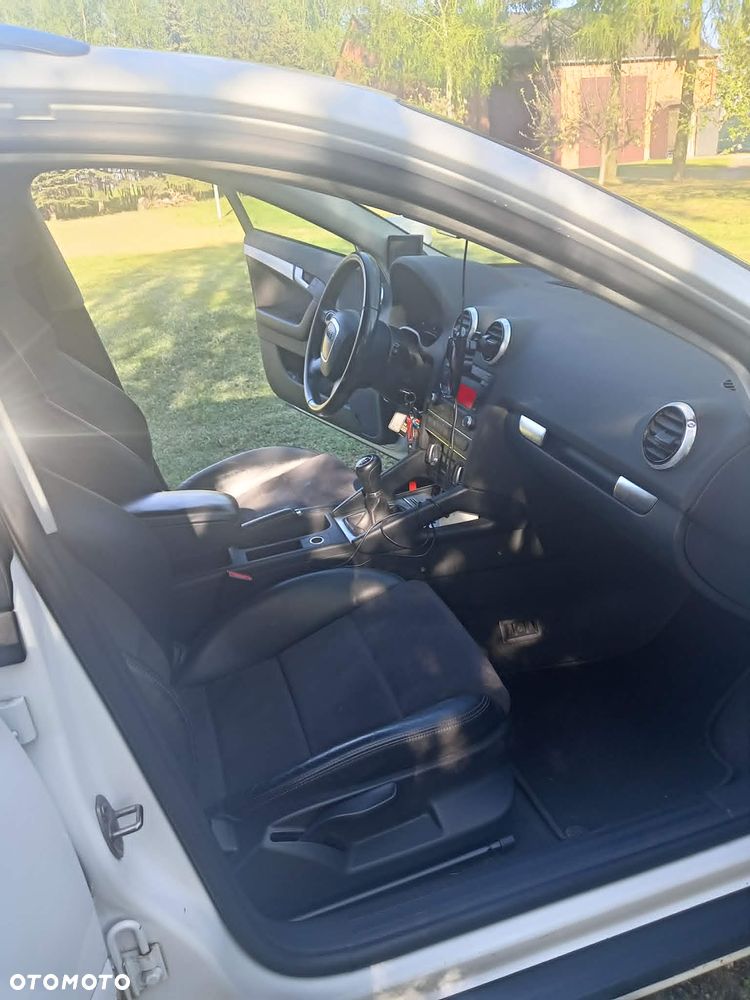 Audi A3 Sportback - 8
