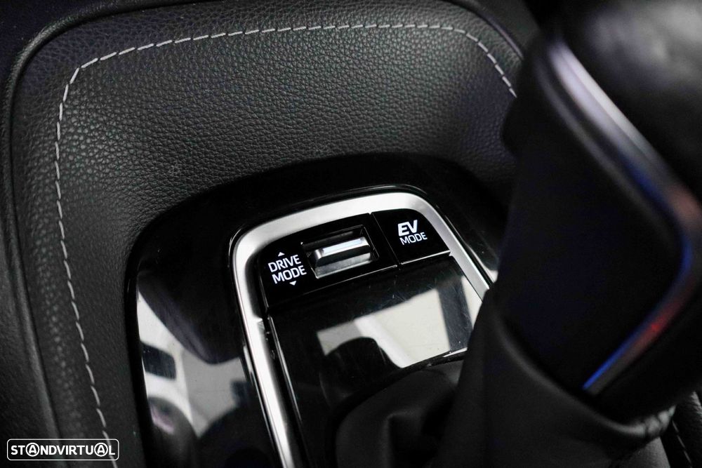 Toyota Corolla Touring Sports 1.8 Hybrid Comfort+P.Sport - 33