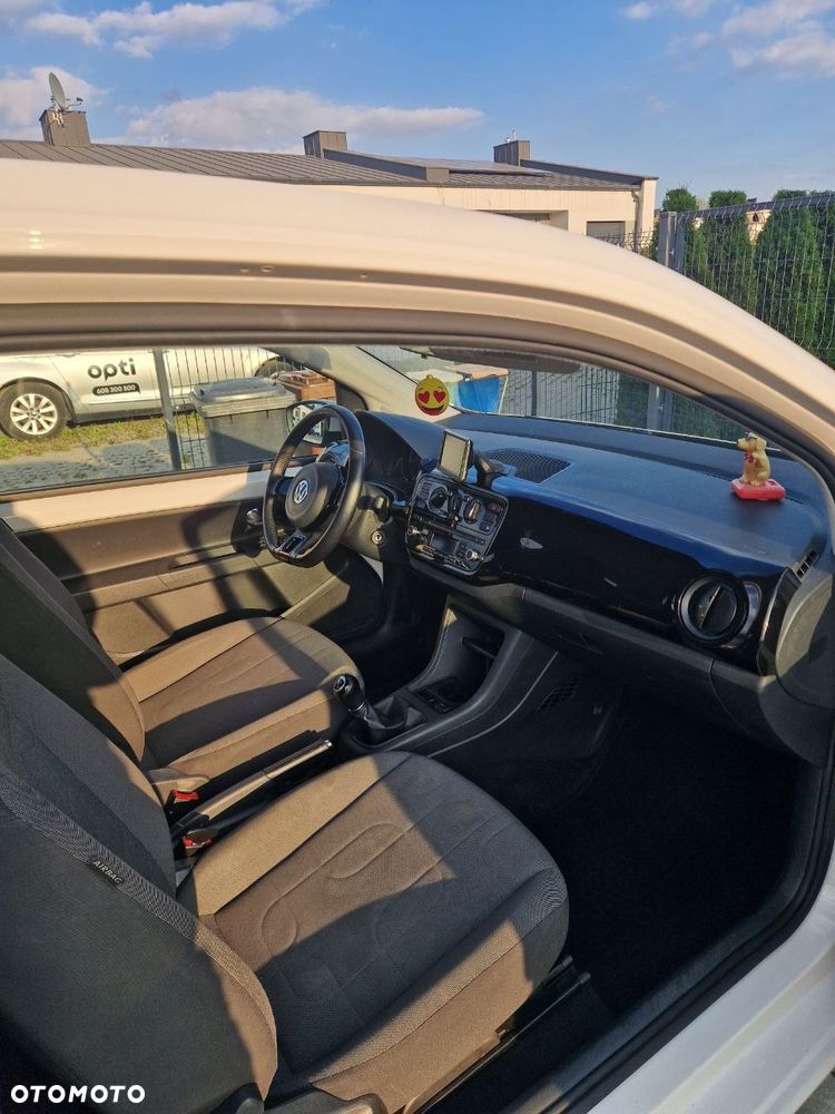 Volkswagen up! - 5