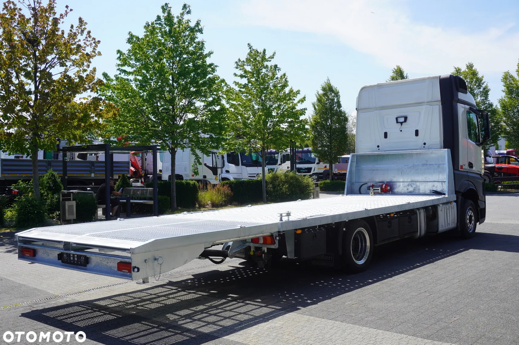 Mercedes-Benz Actros 1845 4×2 E6 / NOWA LAWETA 8,3 m / Kab. sypialna - 12