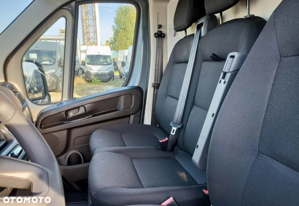 Opel Movano L4H3 180KM - 12