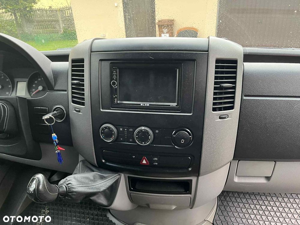 Volkswagen Crafter - 14