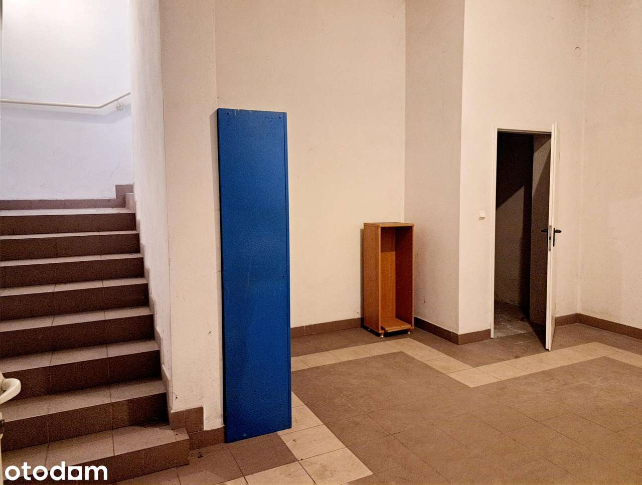 Na sprzedaż lokal 360 m2  w Otwocku blisko Warszawy, wiele możliwości. - Pełny obrazek: 5/6