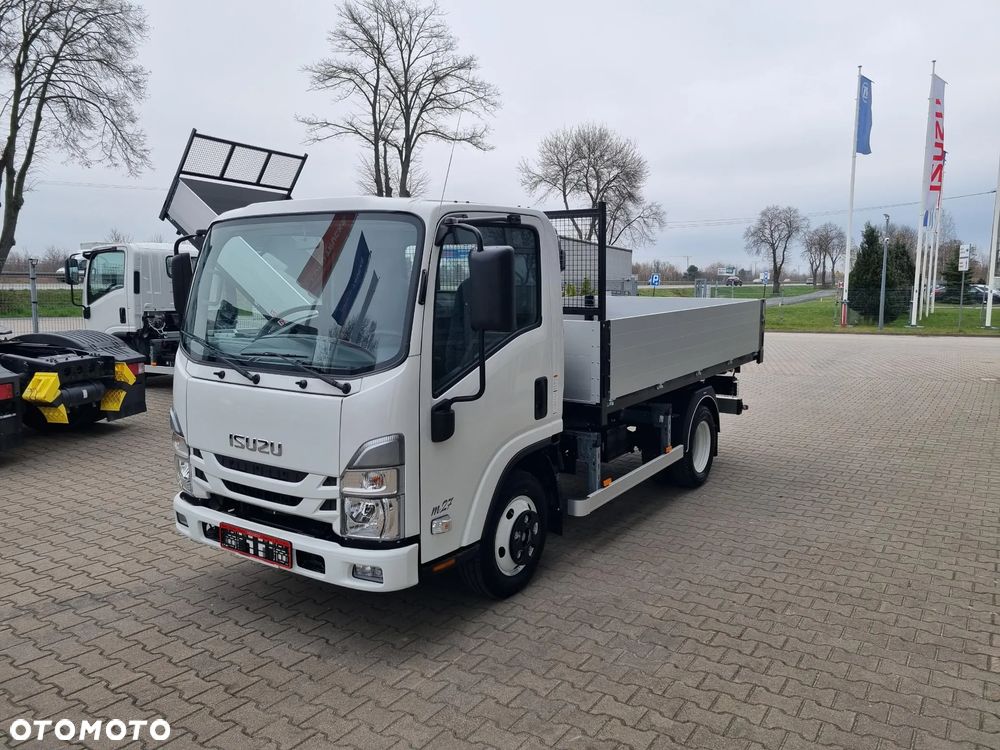 Isuzu M27 - 5