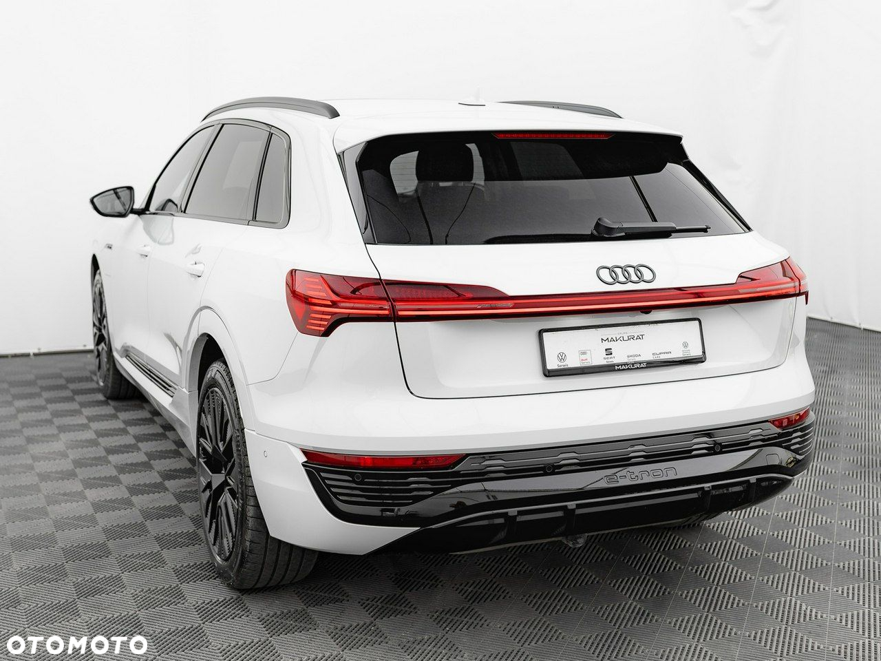 Audi Q8 e-tron 55 114kWh Quattro S Line - 5