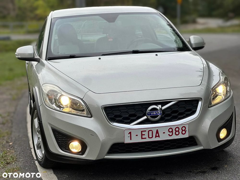 Volvo C30 D2 Momentum - 21