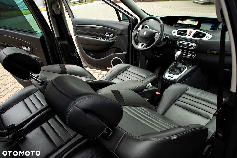 Renault Scenic 2.0 16V Privilege CVT - 28