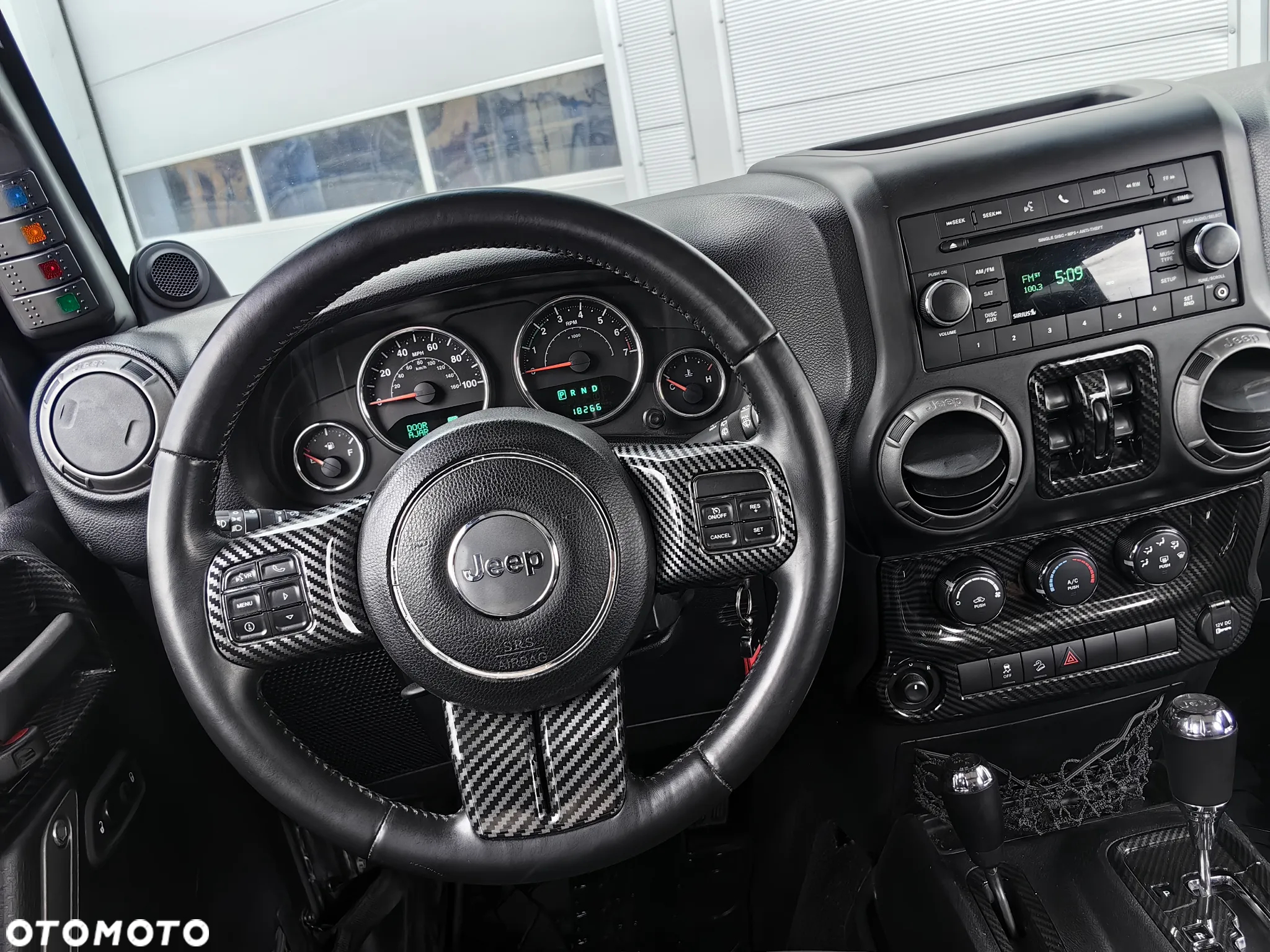 Jeep Wrangler Unlimited 3.6 Automatik Sahara - 16