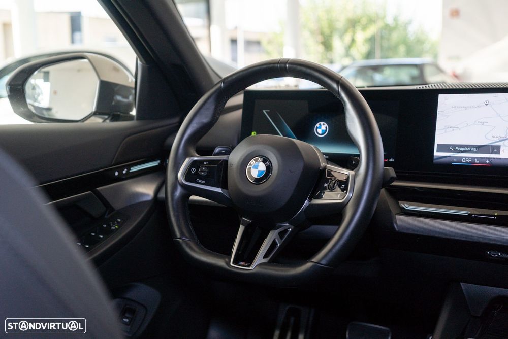 BMW 520 d Pack Desportivo M - 12
