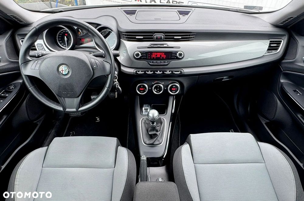 Alfa Romeo Giulietta - 11