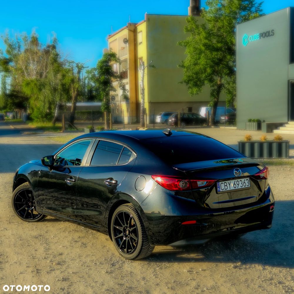 Mazda 3 - 4