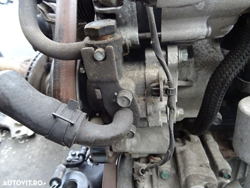 Pompa servo Kia Sportage 2.0 CRDI 103 KW 140 CP E4 din 2006 - 1