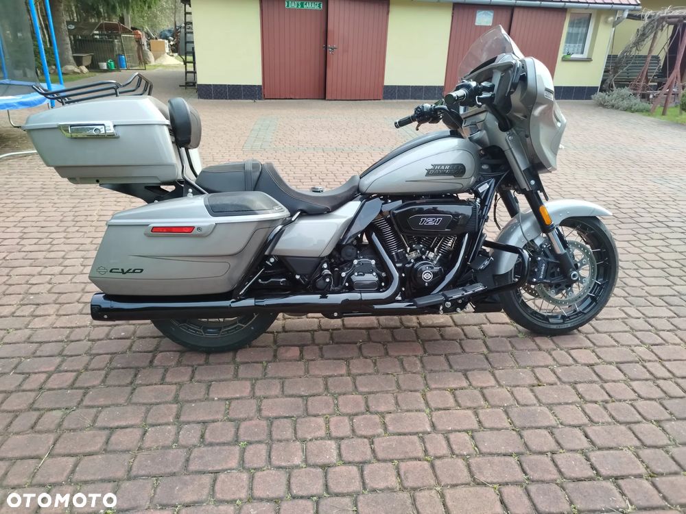 Harley-Davidson Touring Street Glide - 7
