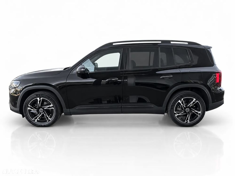 Mercedes-Benz GLB - 9