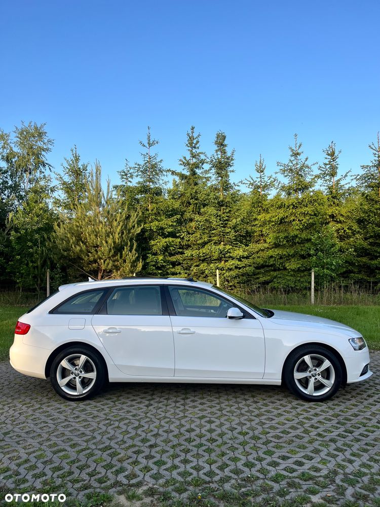 Audi A4 Avant 2.0 TDI DPF multitronic Attraction - 2