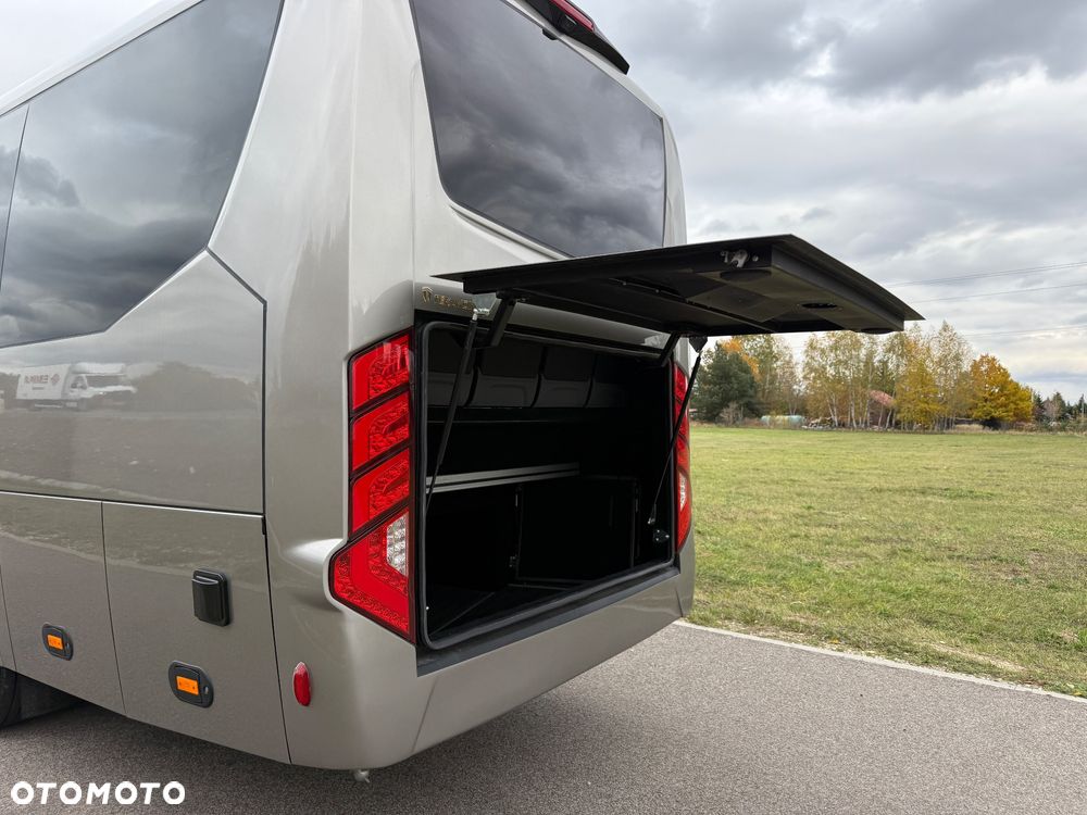 Mercedes-Benz Sprinter 519 - 15
