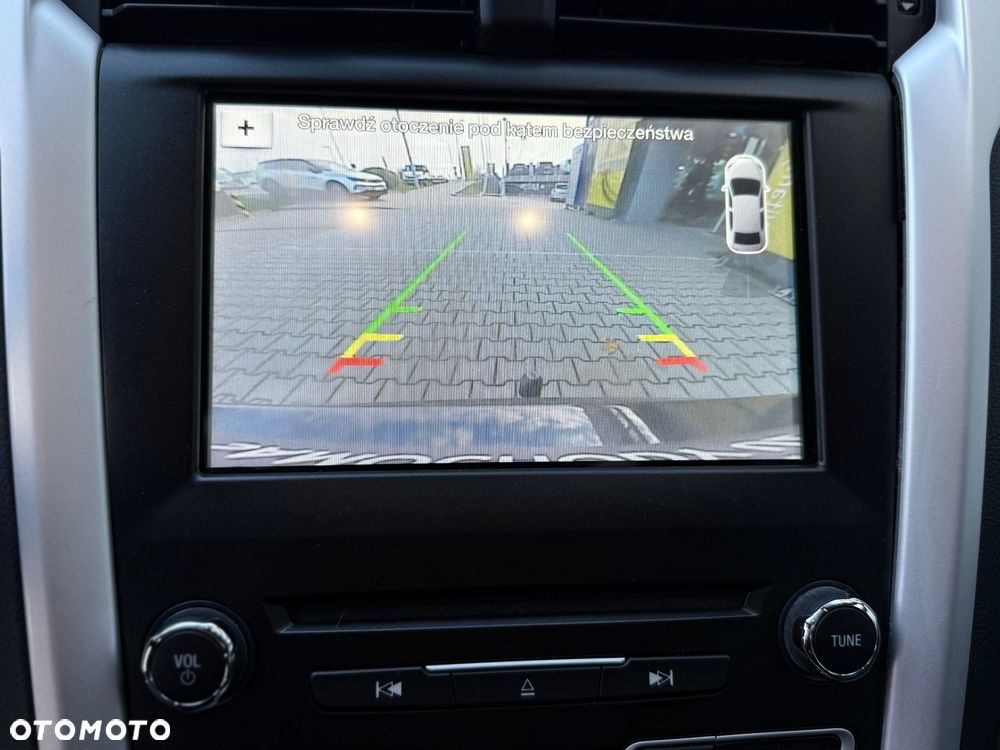 Ford Mondeo - 23