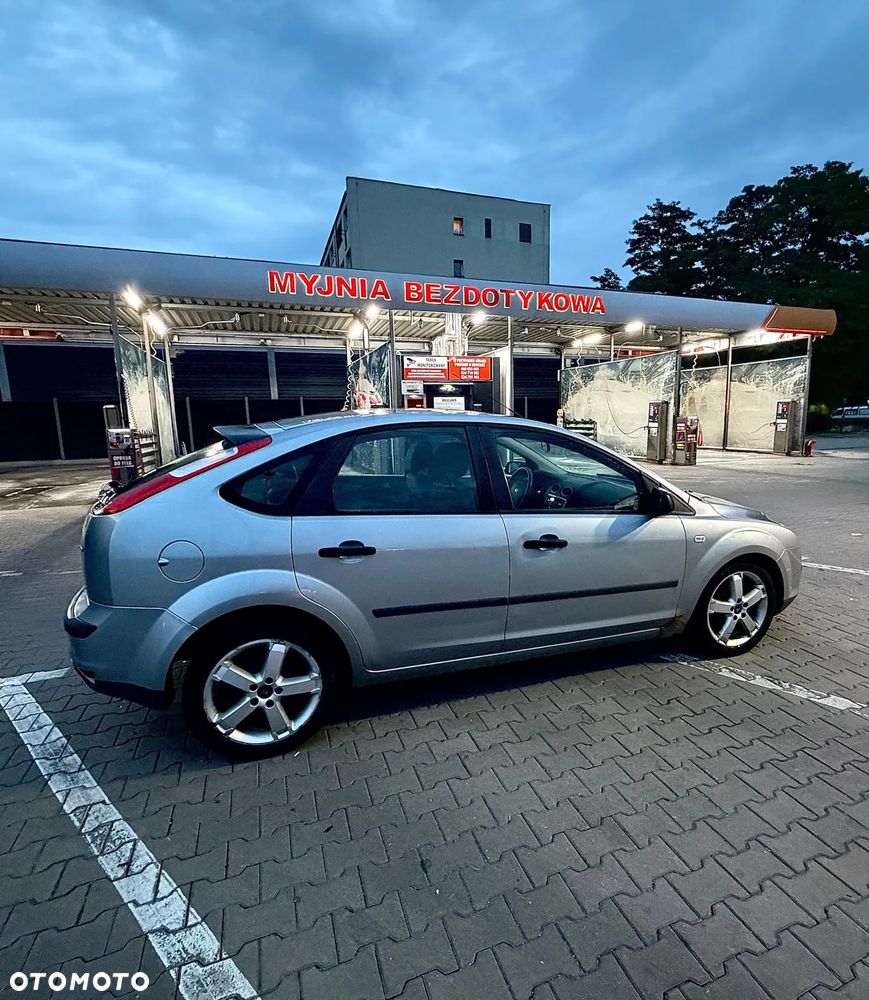Ford Focus 1.6 TDCi Ambiente - 2