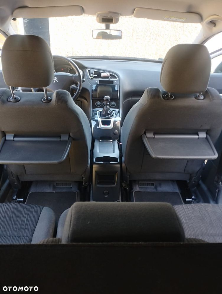 Peugeot 5008 1.2 PureTech Access - 11
