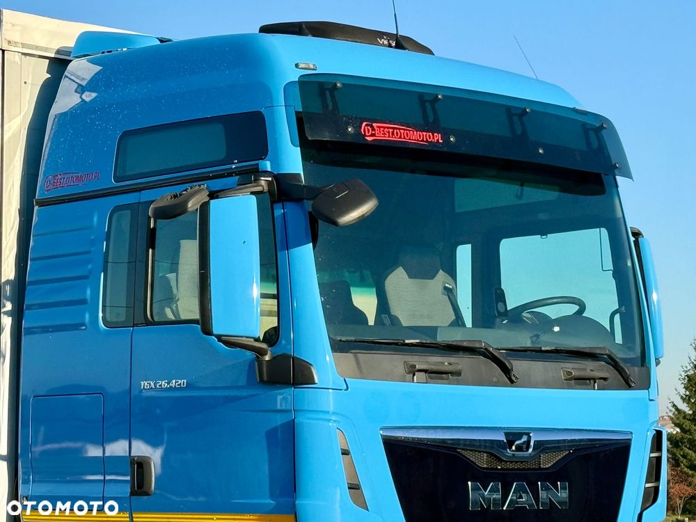 MAN TGX 26.420 / FIRANKA / WINDA / 23 EUROPALETY / 6x2 / AUTOMAT / EURO 6 / OŚ PODNOSZONA / DUŻA KABINA / 2019 ROK - 11