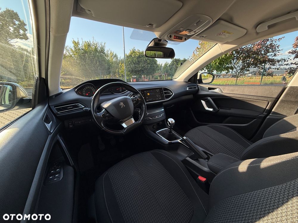 Peugeot 308 1.5 BlueHDi Active S&S - 28