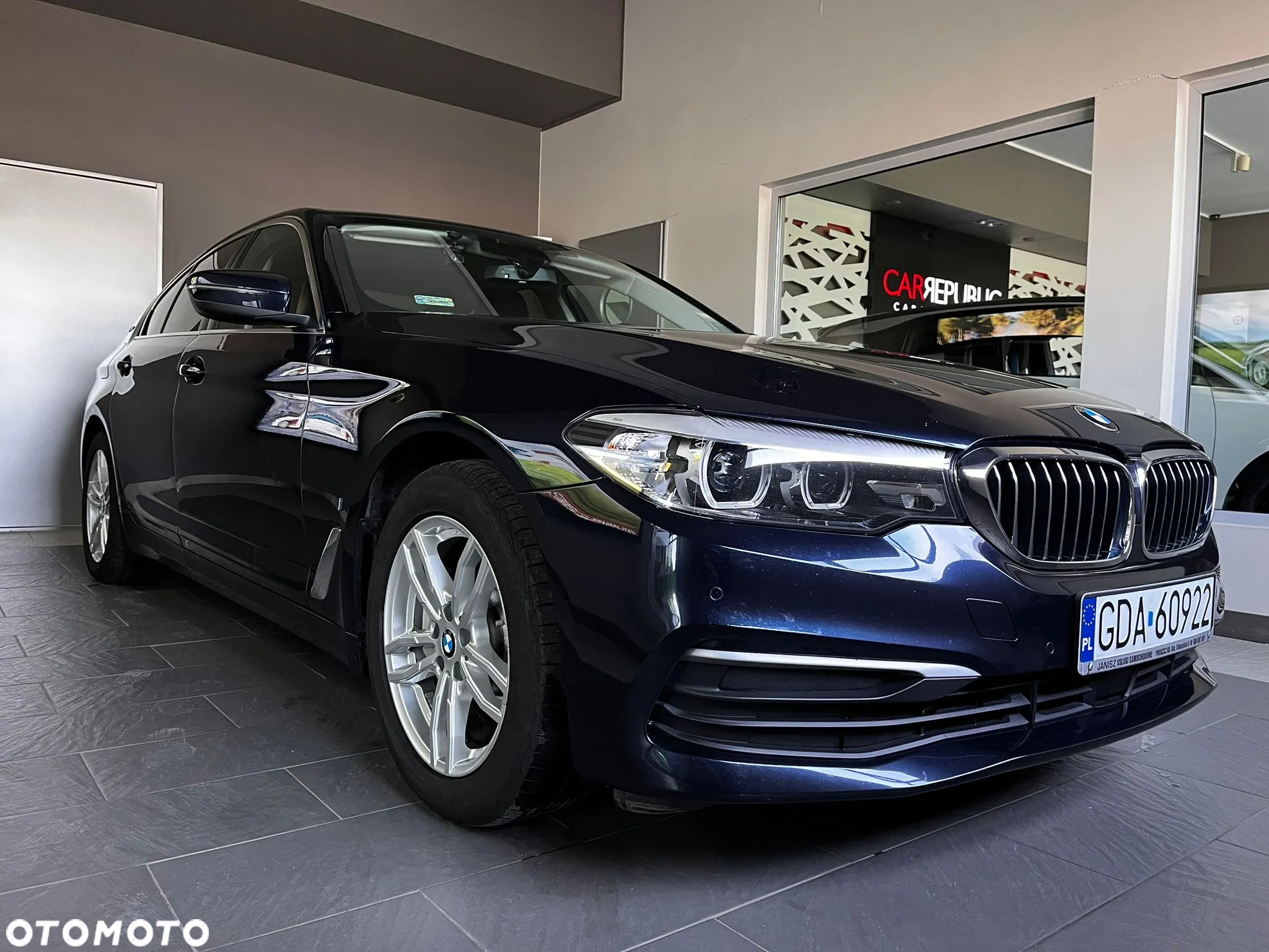 BMW Seria 5 530e iPerformance - 3