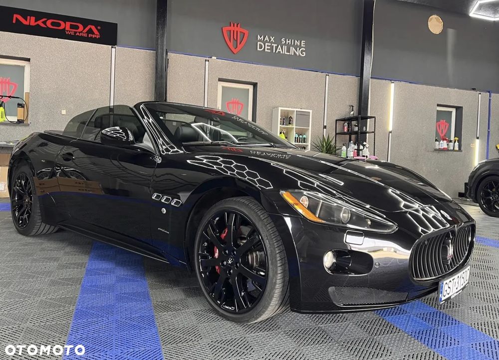 Maserati GranCabrio - 4