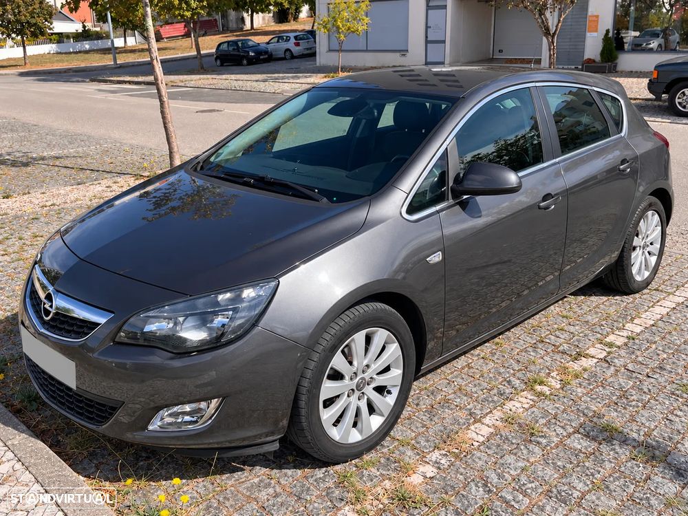 Opel Astra 1.7 CDTi Cosmo Start/Stop - 1