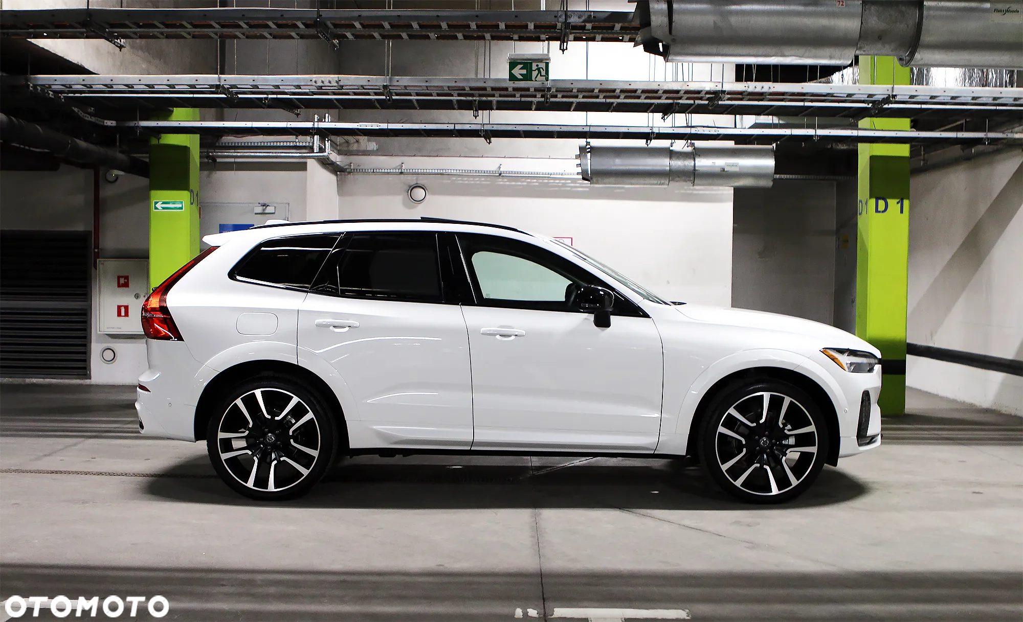 Volvo XC 60 B5 B AWD Ultimate Black Edition - 6
