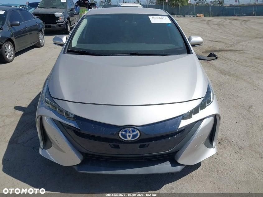 Toyota Prius 1.8 Hybrid Premium - 3