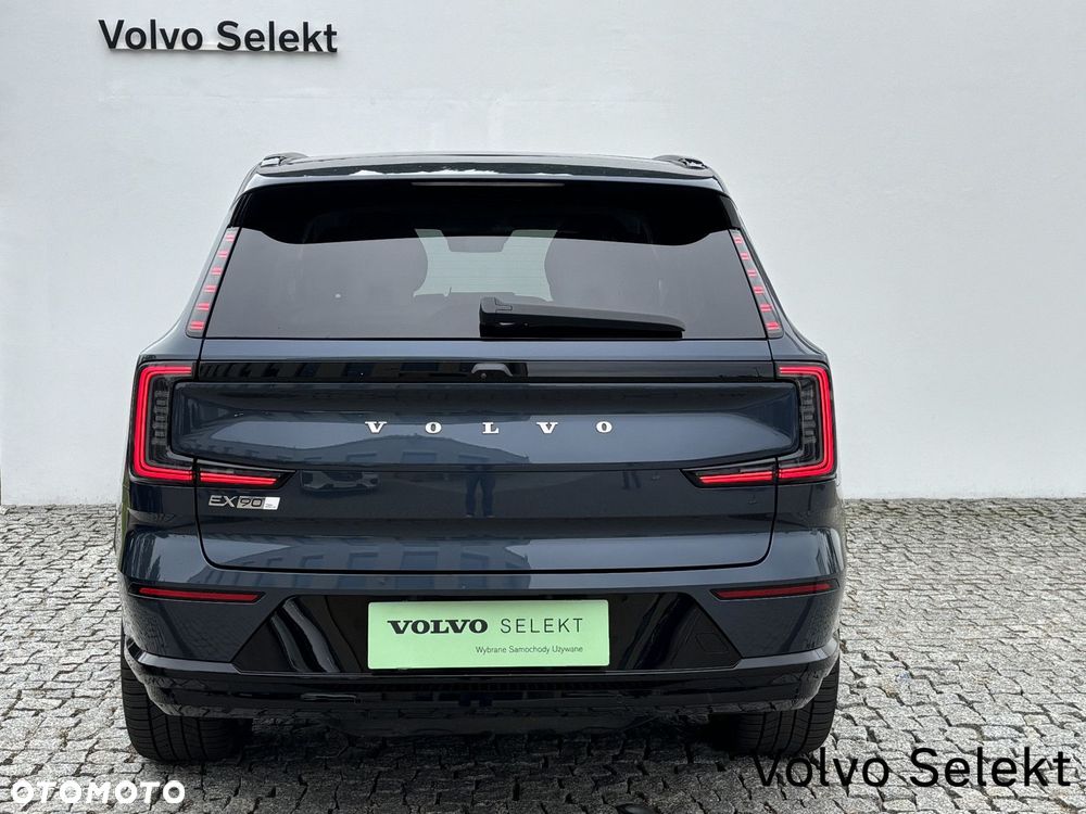 Volvo EX90 - 7