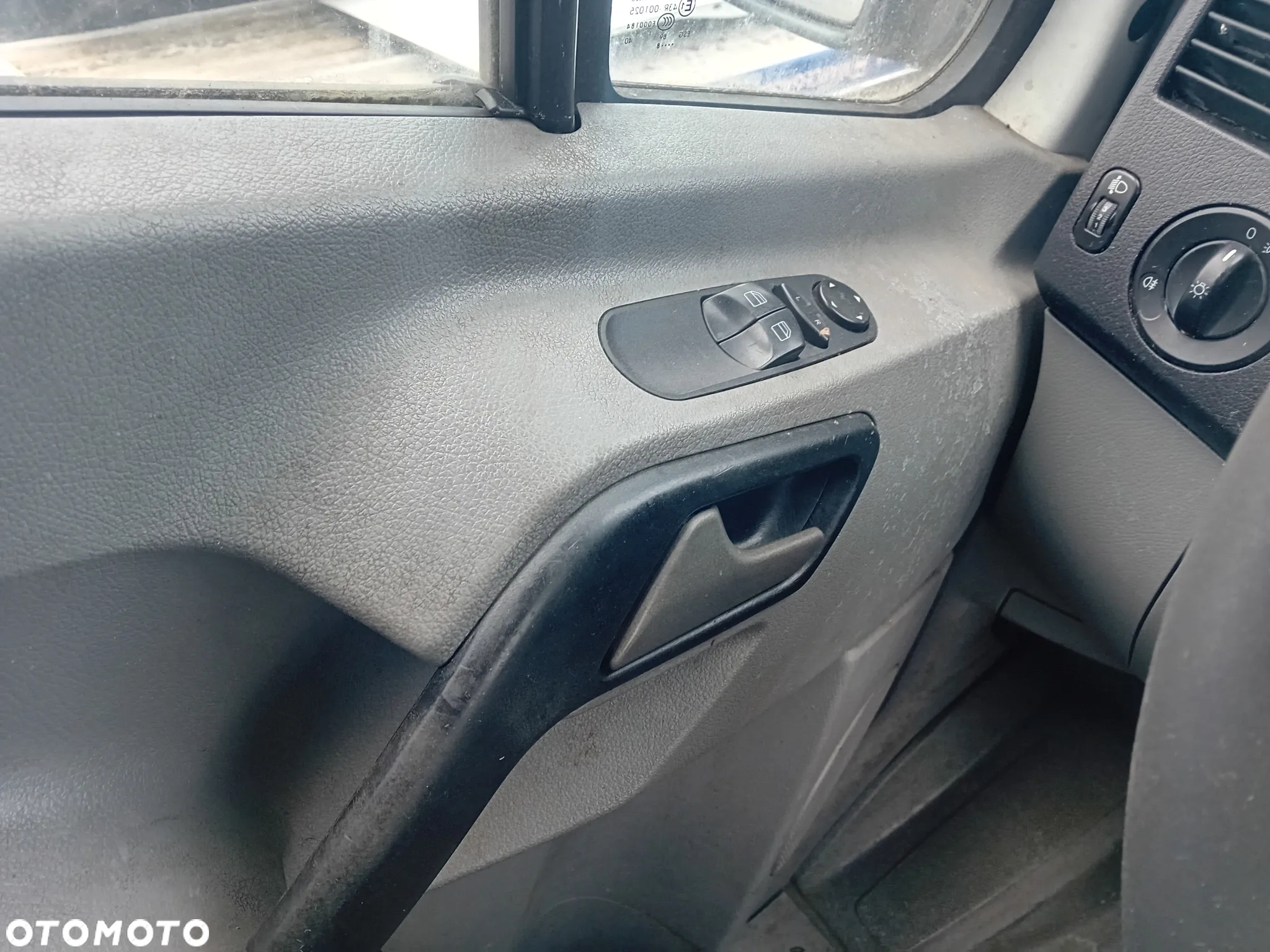 Mercedes-Benz Sprinter - 15