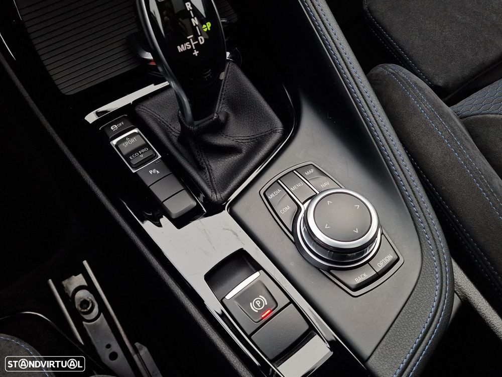 BMW X1 16 d sDrive Auto Pack M - 28