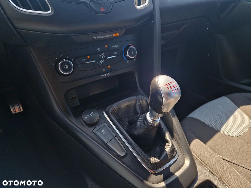 Ford Focus - 21