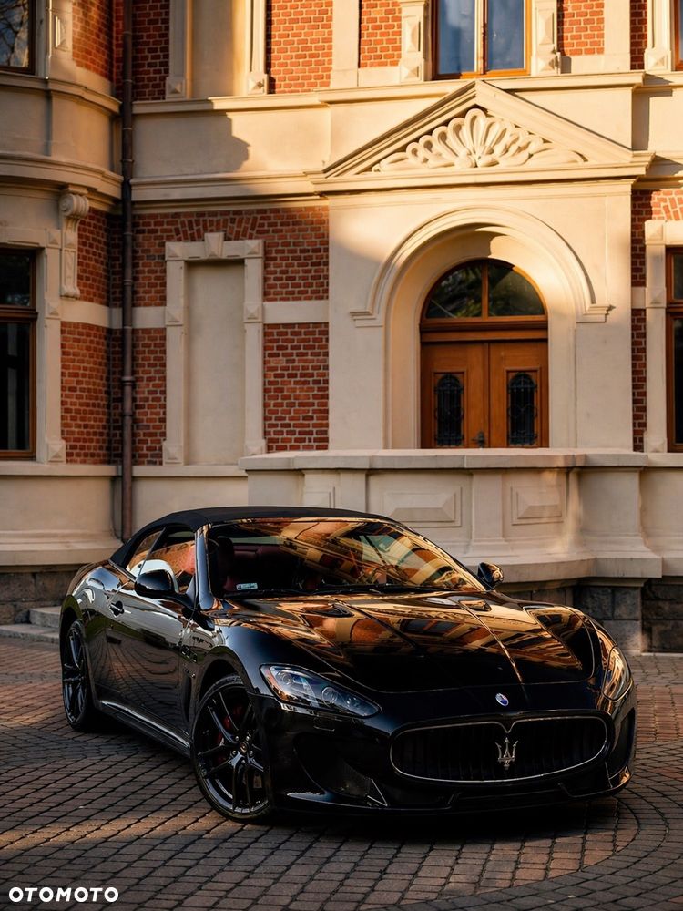 Maserati GranCabrio MC - 2