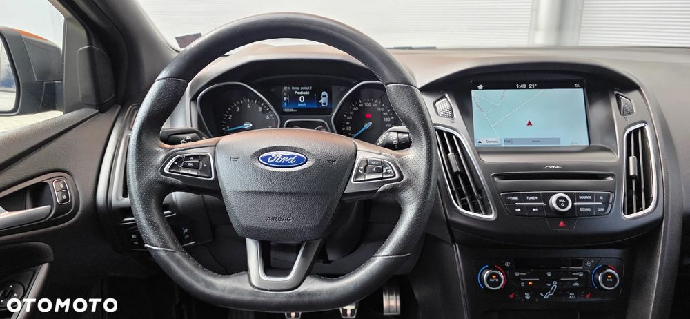 Ford Focus - 12