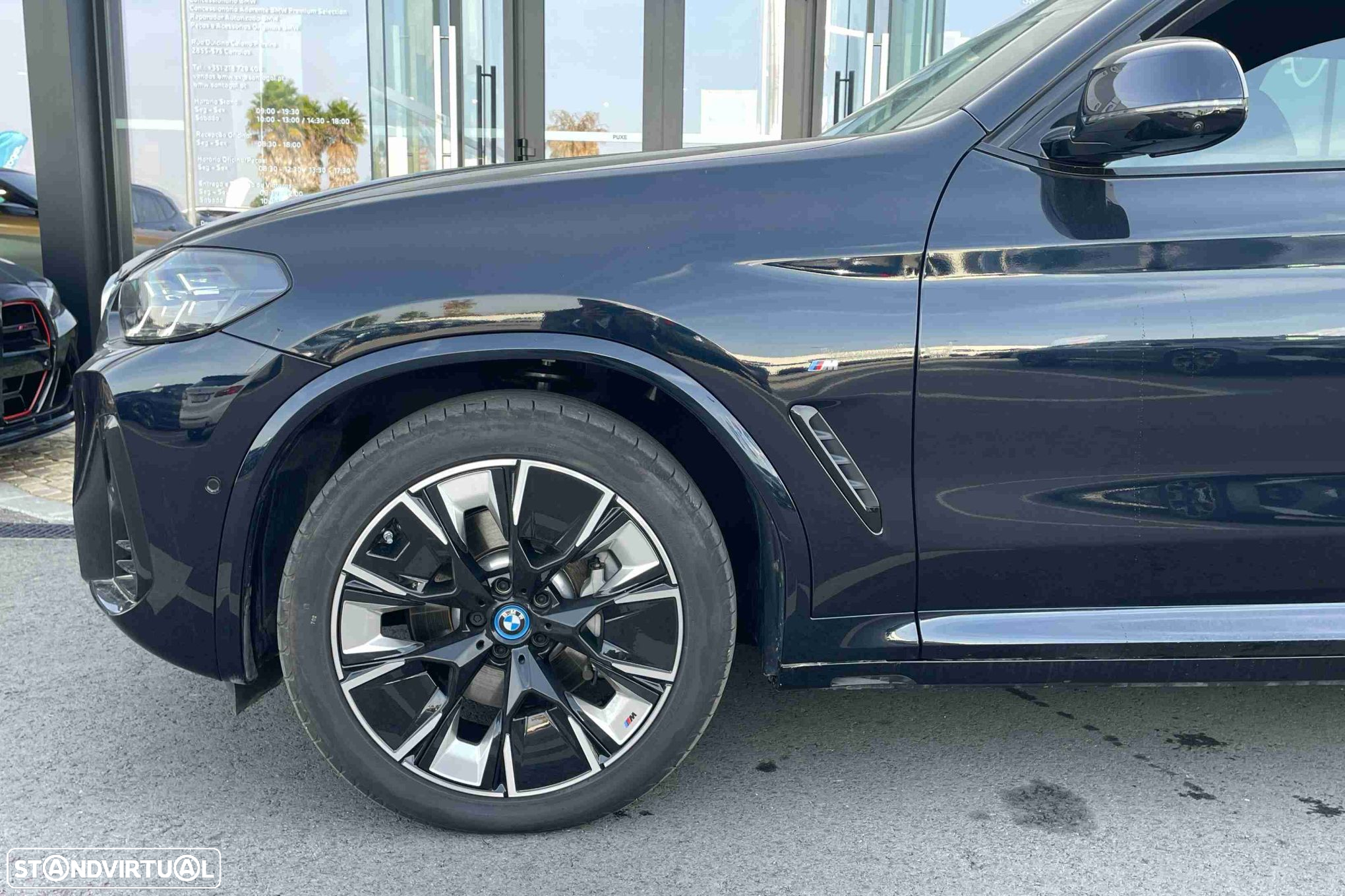 BMW iX3 - 6