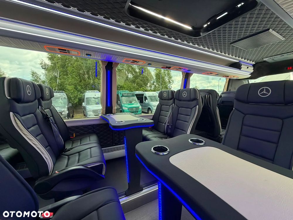 Mercedes-Benz Sprinter 519 - 28