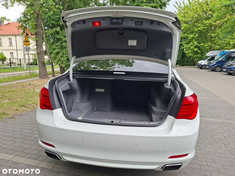 BMW Seria 7 - 7