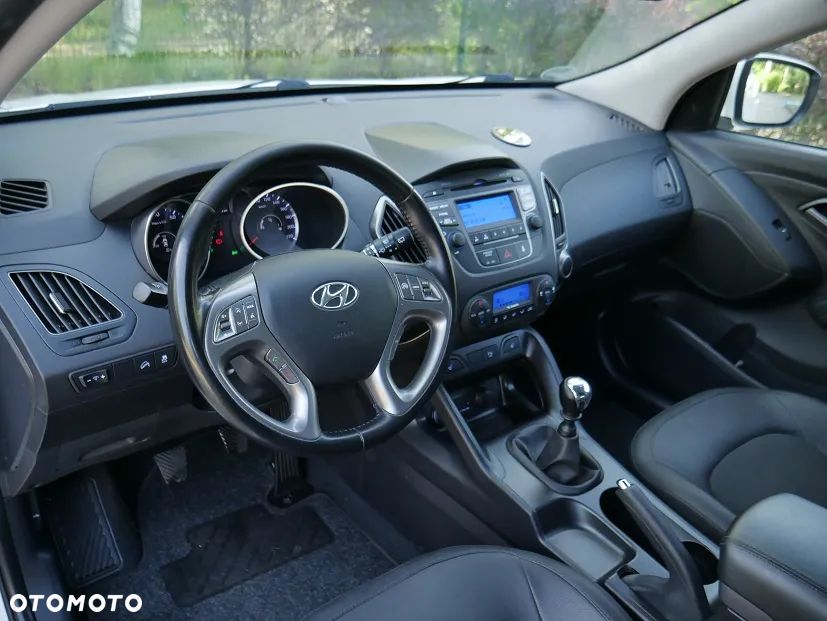 Hyundai ix35 - 11