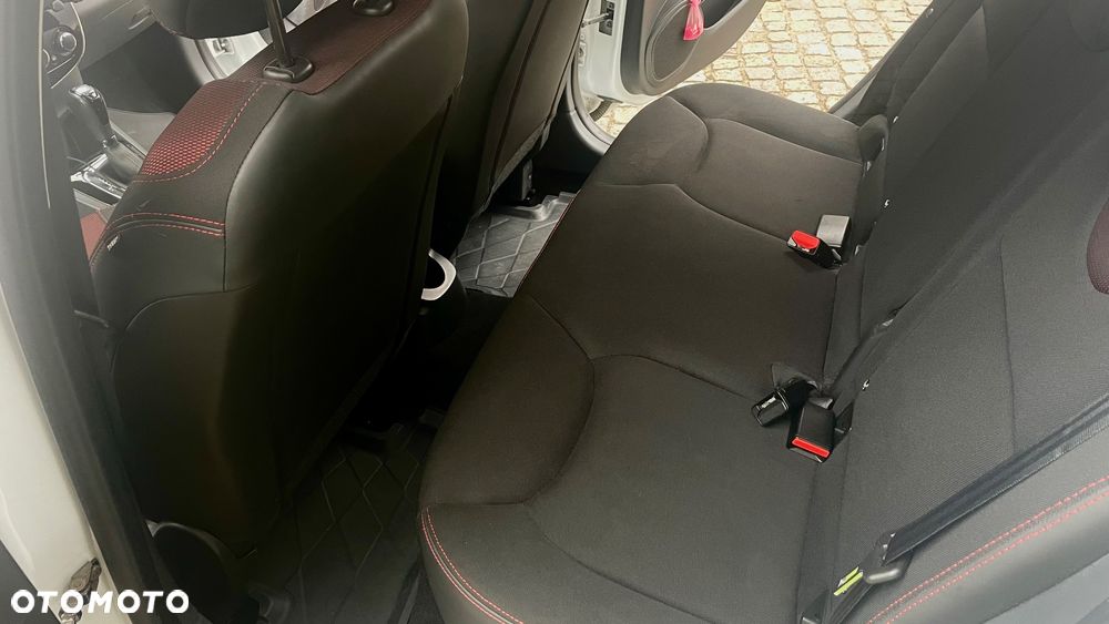 Renault Clio 1.2 TCe Zen EDC - 18