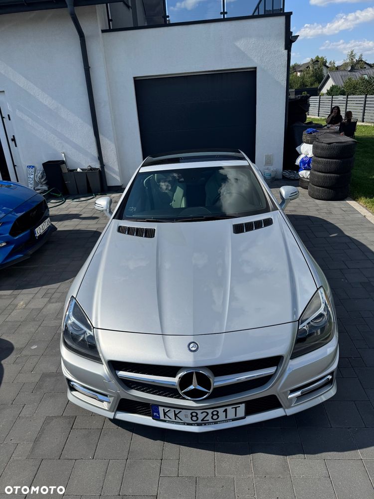 Mercedes-Benz SLK 250 CGI - 11
