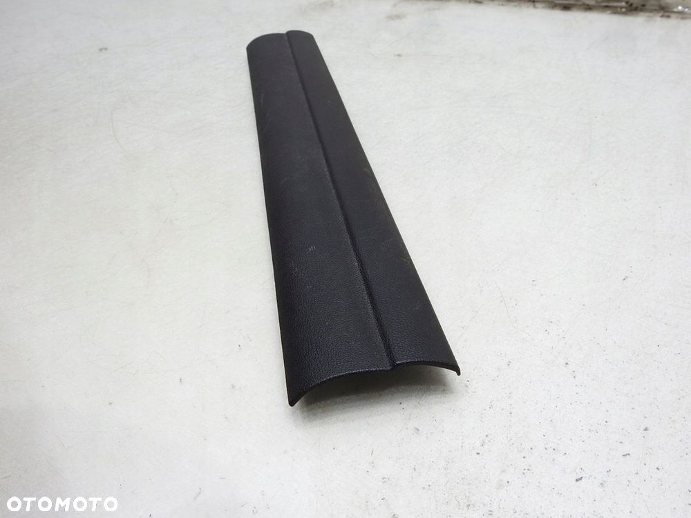 LISTWA DRZWI LEWY PRZÓD BMW 3 E90 7058149 - 2