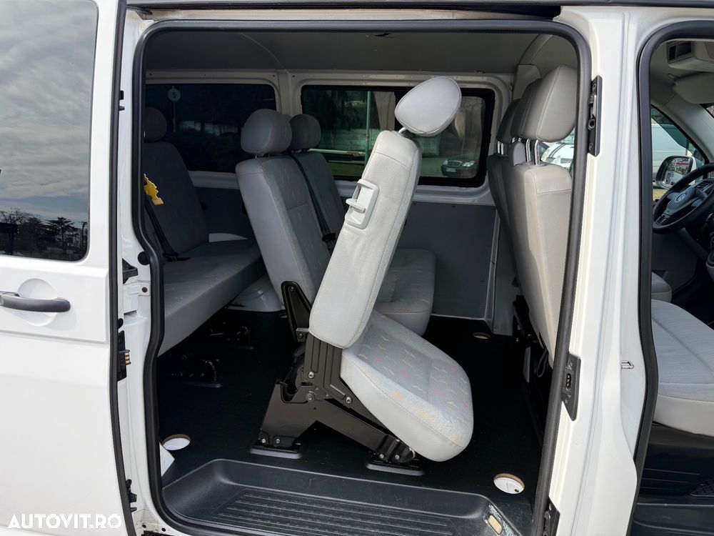 Volkswagen Transporter - 12