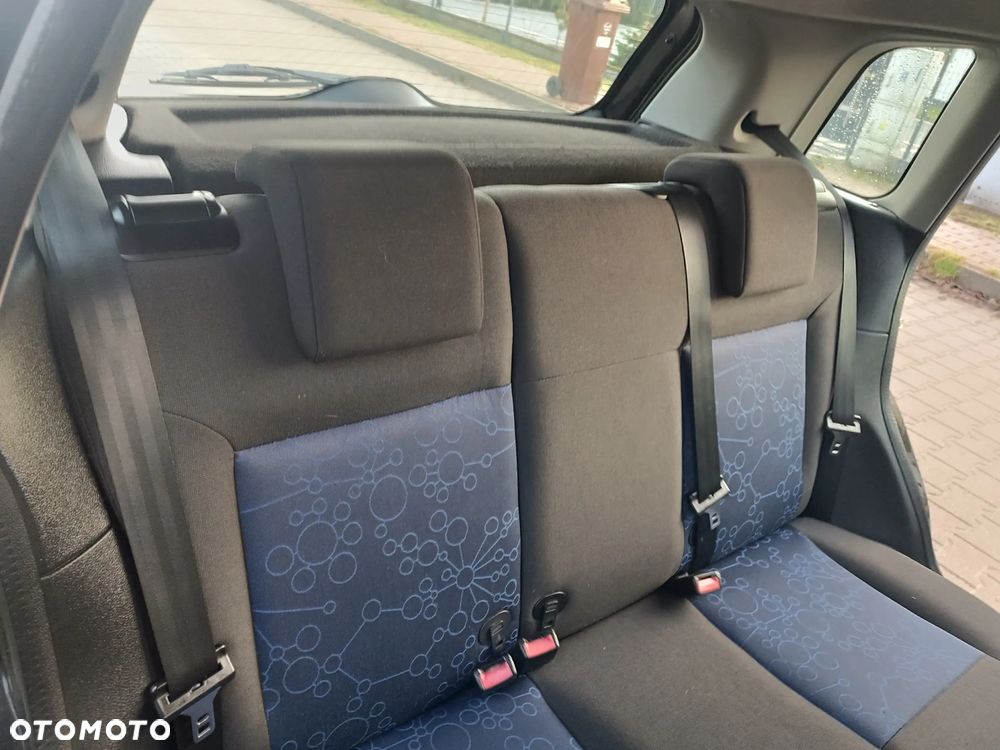 Ford Fiesta 1.4 Ambiente - 14