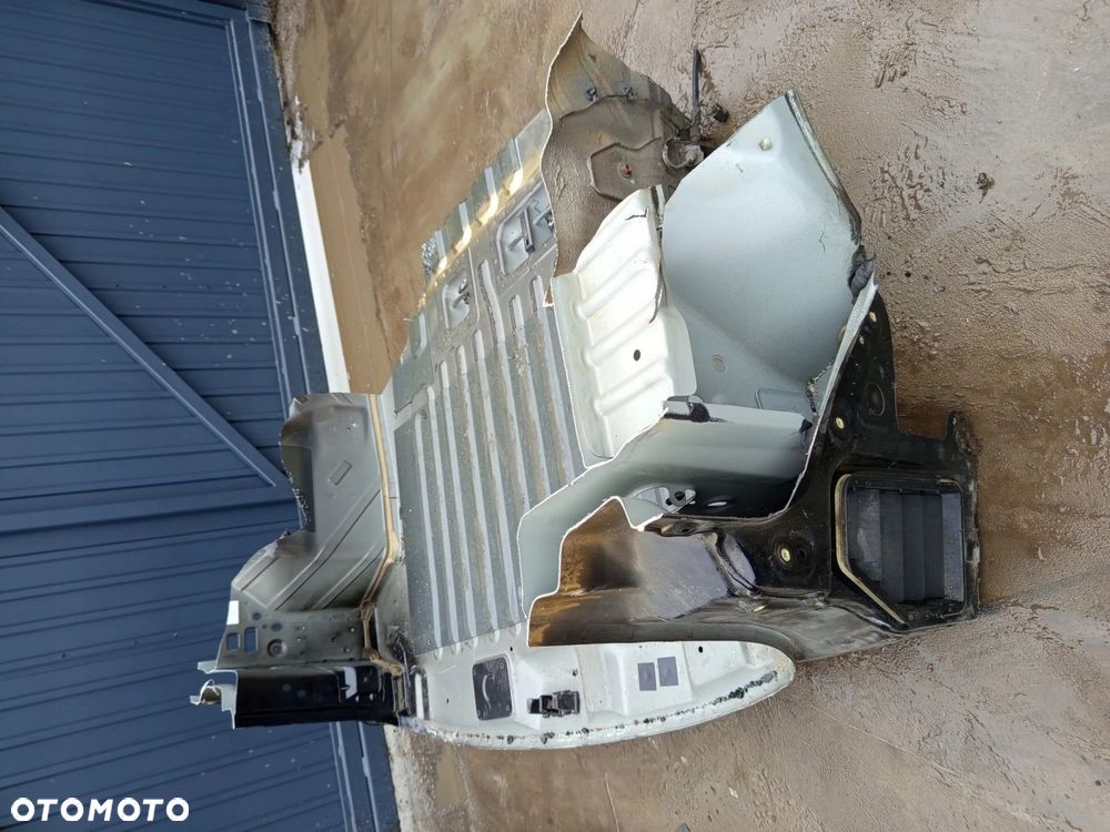 PAS TYŁ TYLNY TYLNI FORD FORD TURNEO COURIER TRANSIT NA KLAPĘ 14-23 - 2