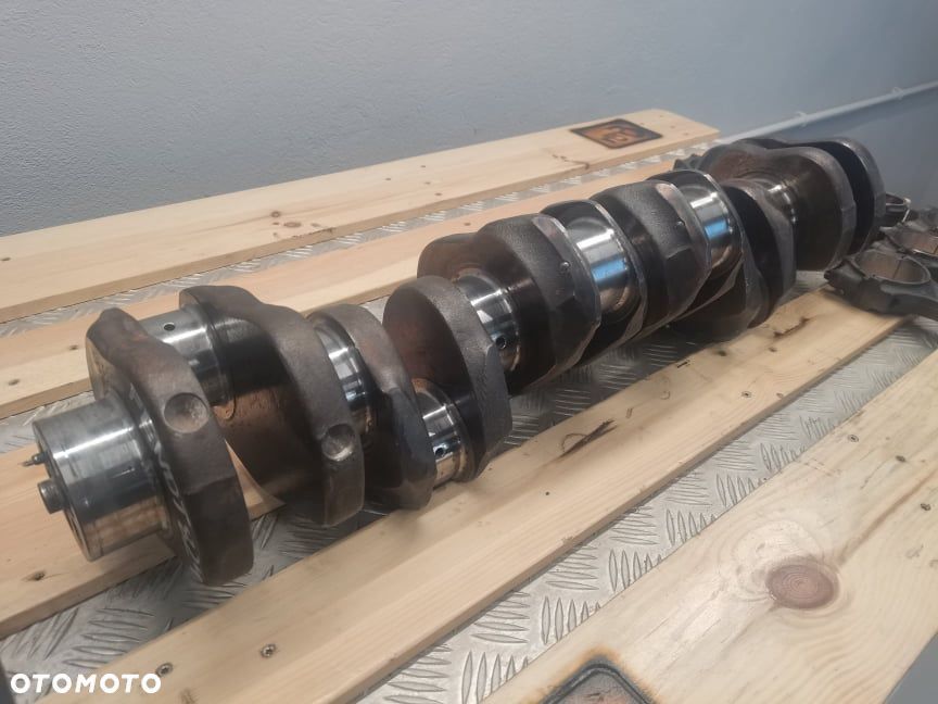 Wał korbowy {MAN D0826 LFL09} - 4